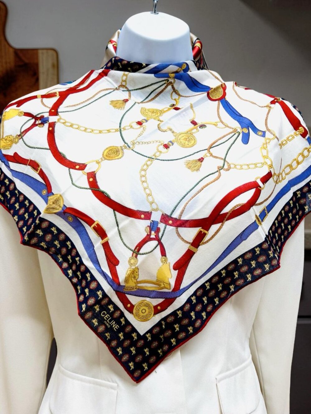 2) Celine Paris Neck-kerchief Cotton made 18.5" white blue red gold chain (89 - Picture 4 of 11